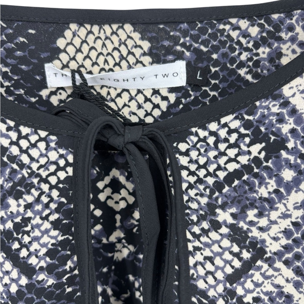 Three Eighty Two Blouse - Front Pockets‎ NWT - image 2